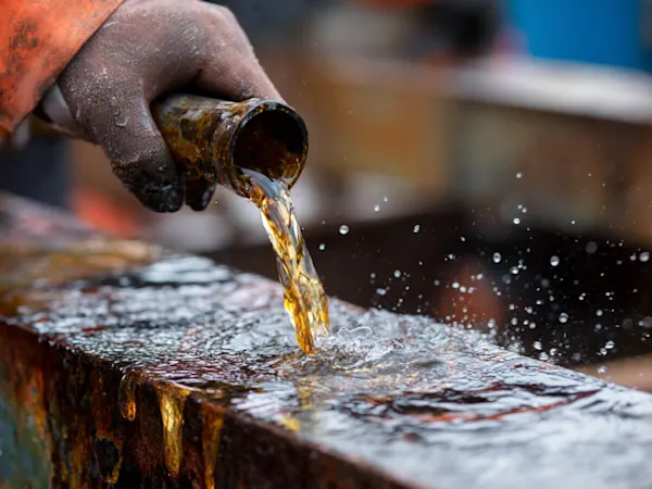 Degreasing of metal parts