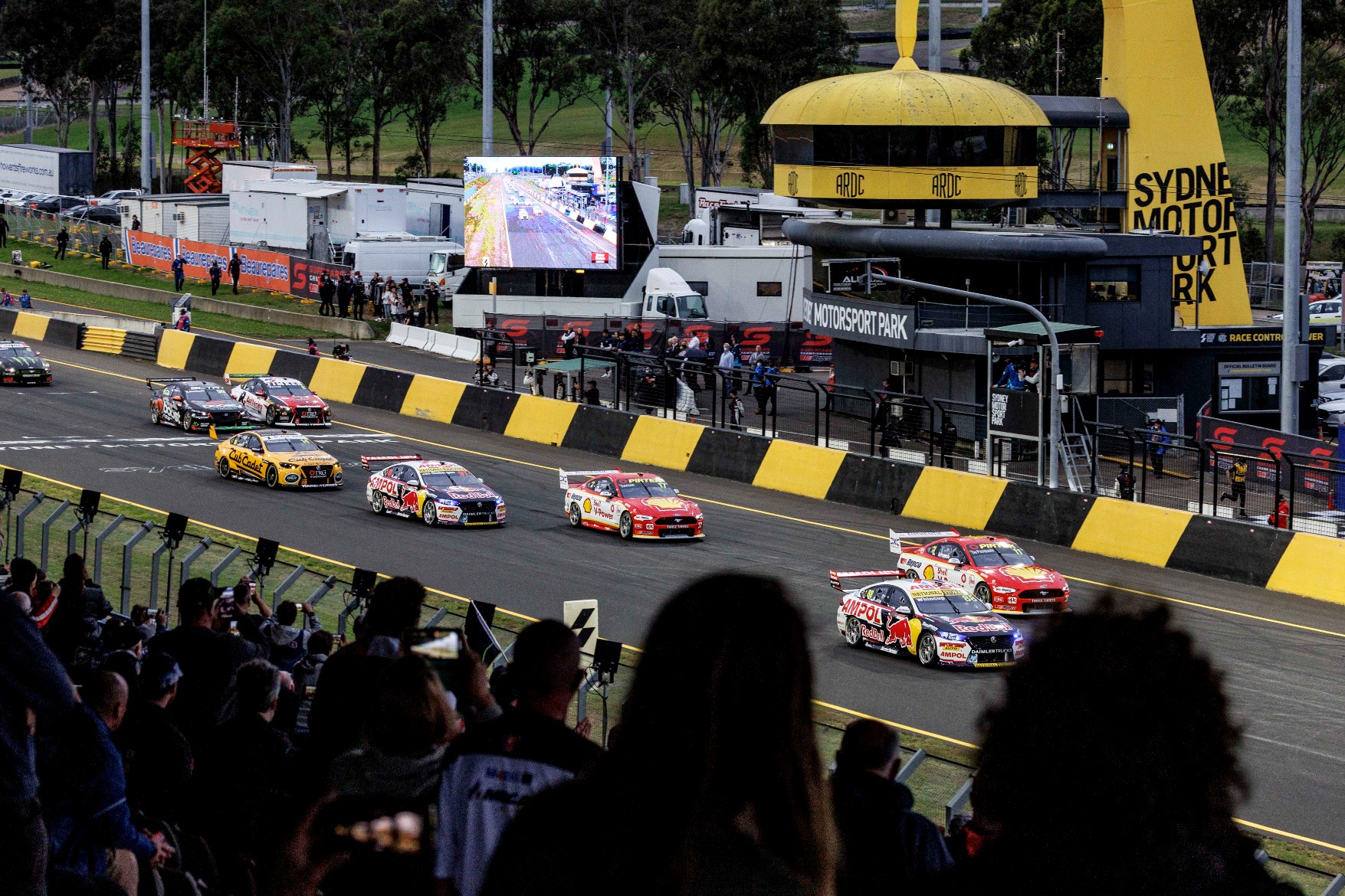 Sydney Races Drivers bracing for 'brutal' 300km Sydney races | Supercars