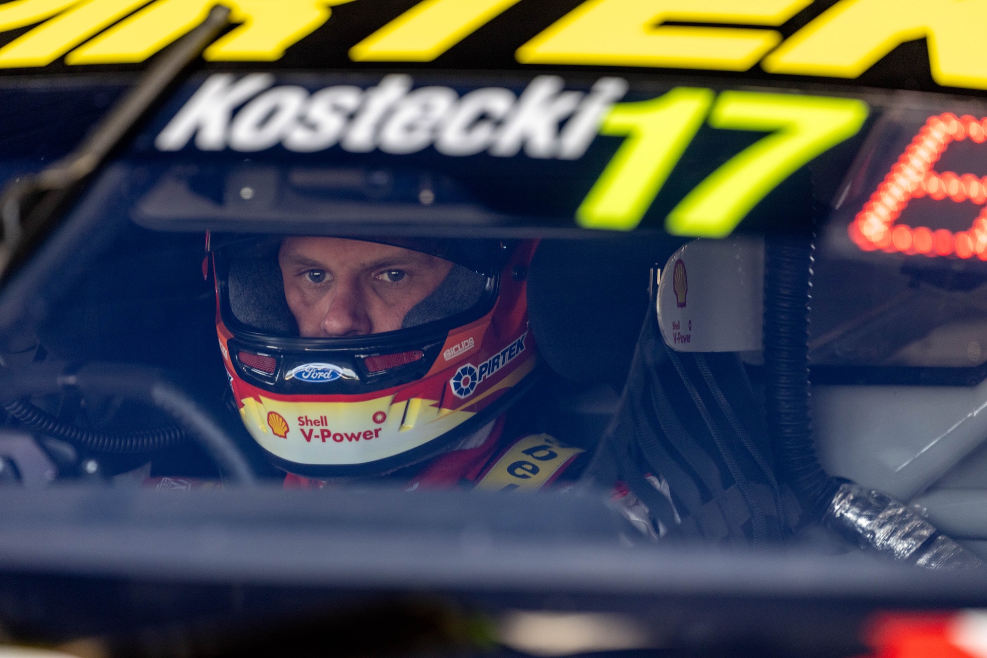 Sunday Slump Kostecki shrugs off Bend race day slump | Supercars
