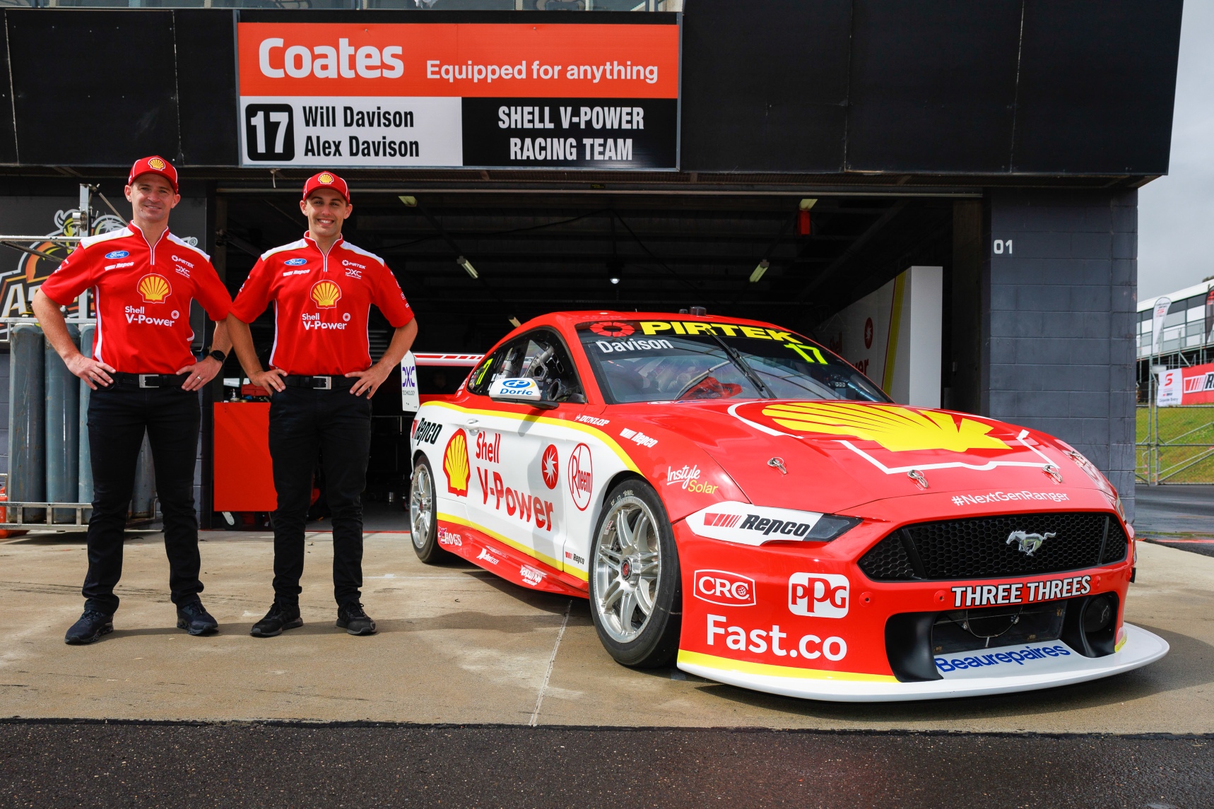 Tweaked livery for SVPRT's Great Race bid | Supercars