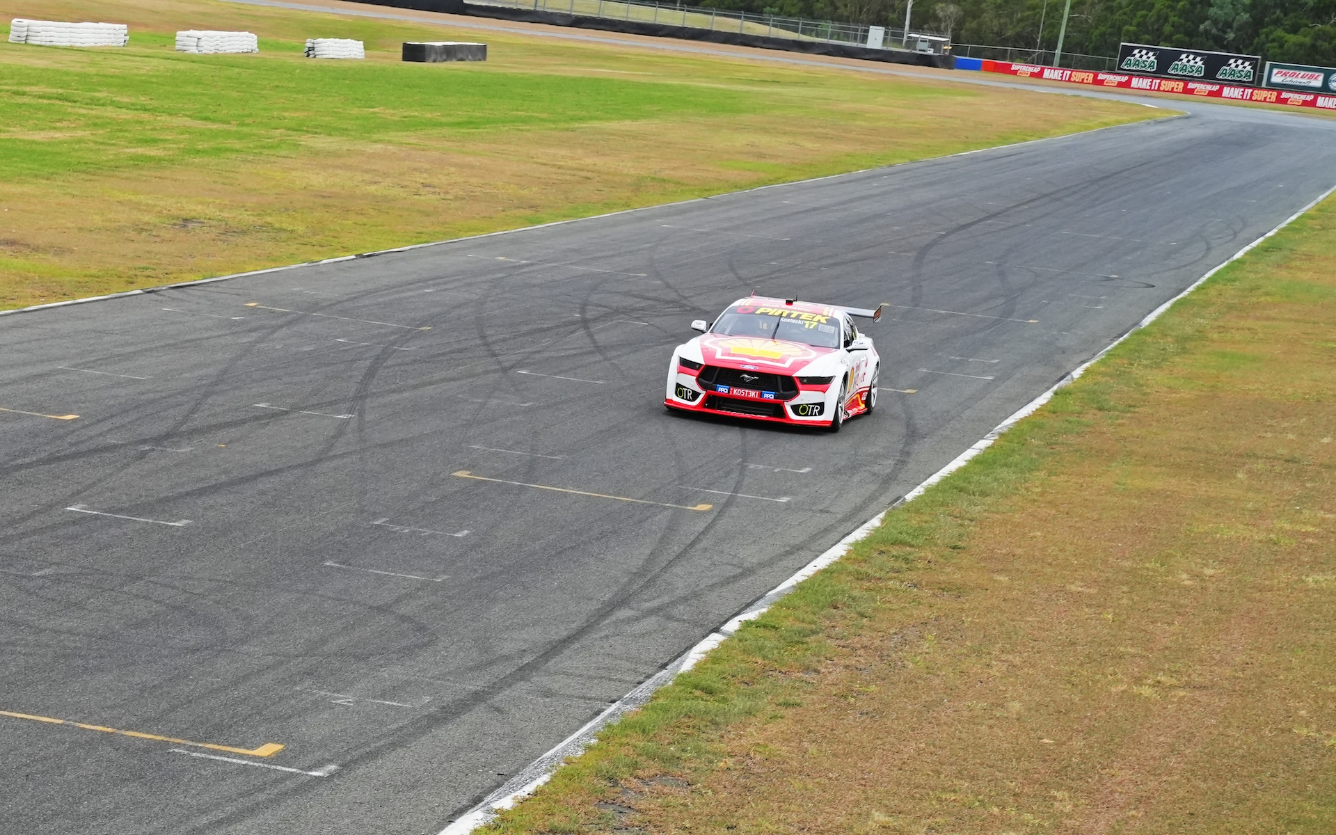 Kostecki reacts to first laps in new #17 DJR Ford Mustang