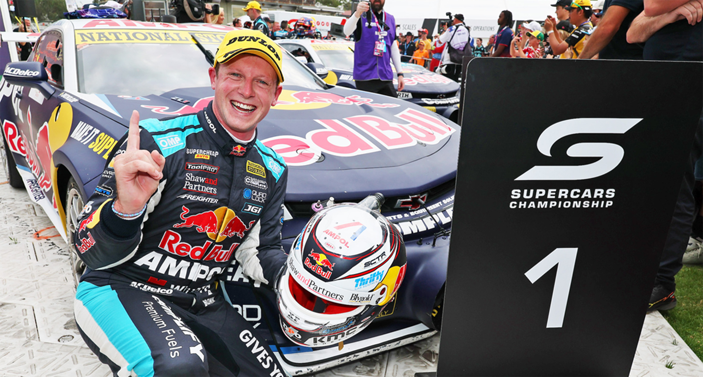 Brown takes points lead in action-packed Race 6 | Supercars