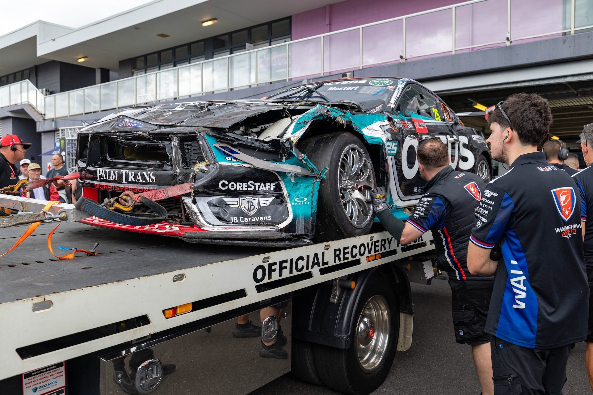 Drivers wary of early Bathurst guessing game | Supercars