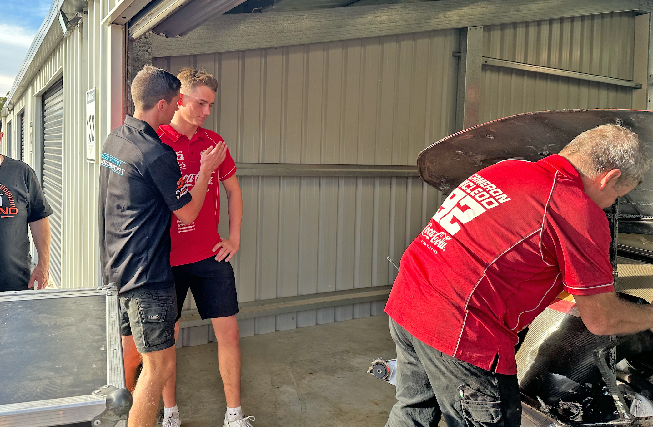 McLeod, Murray share views of spectacular crash | Supercars, image size:2089x1368