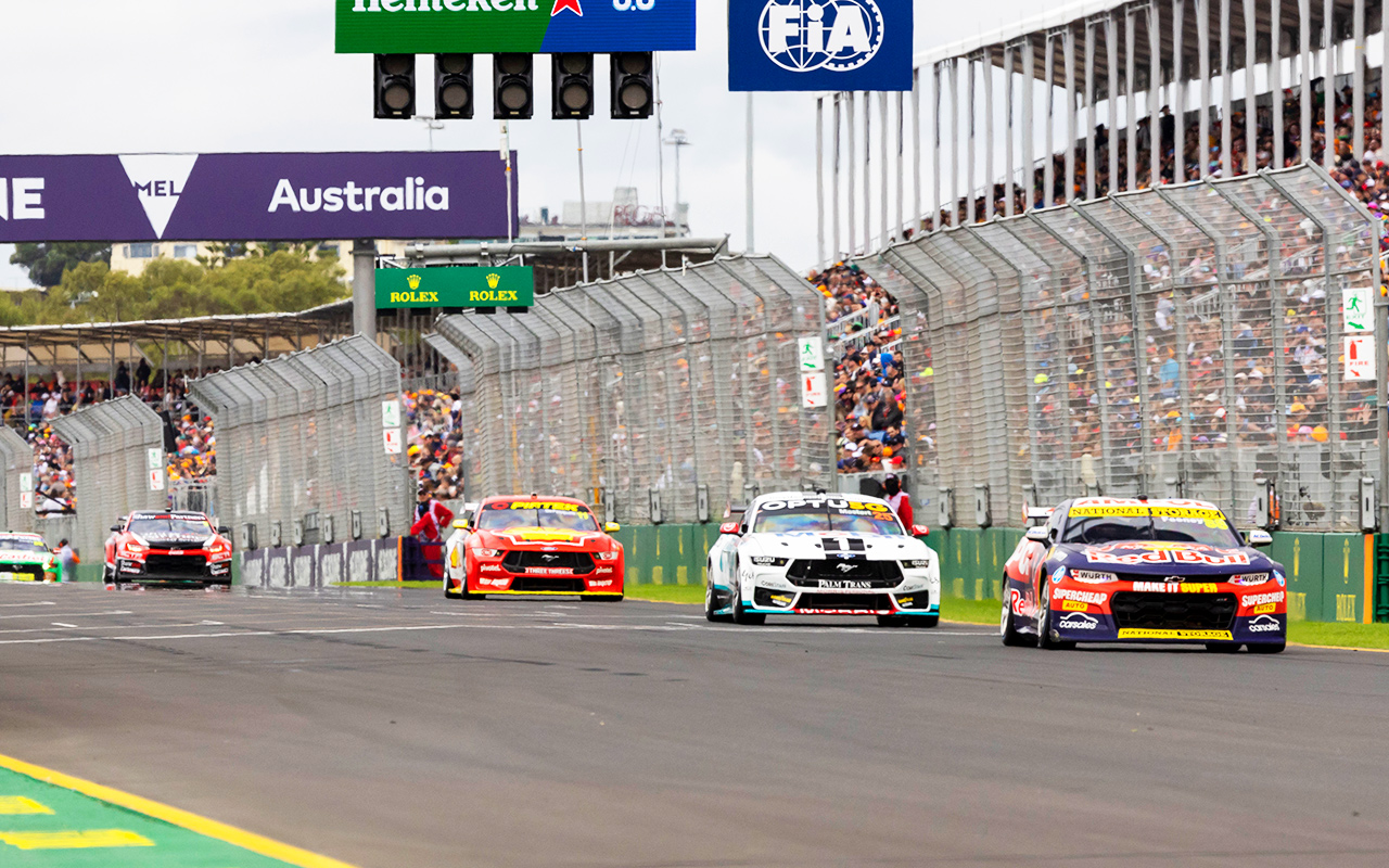 As it happened Beaurepaires Melbourne SuperSprint Supercars