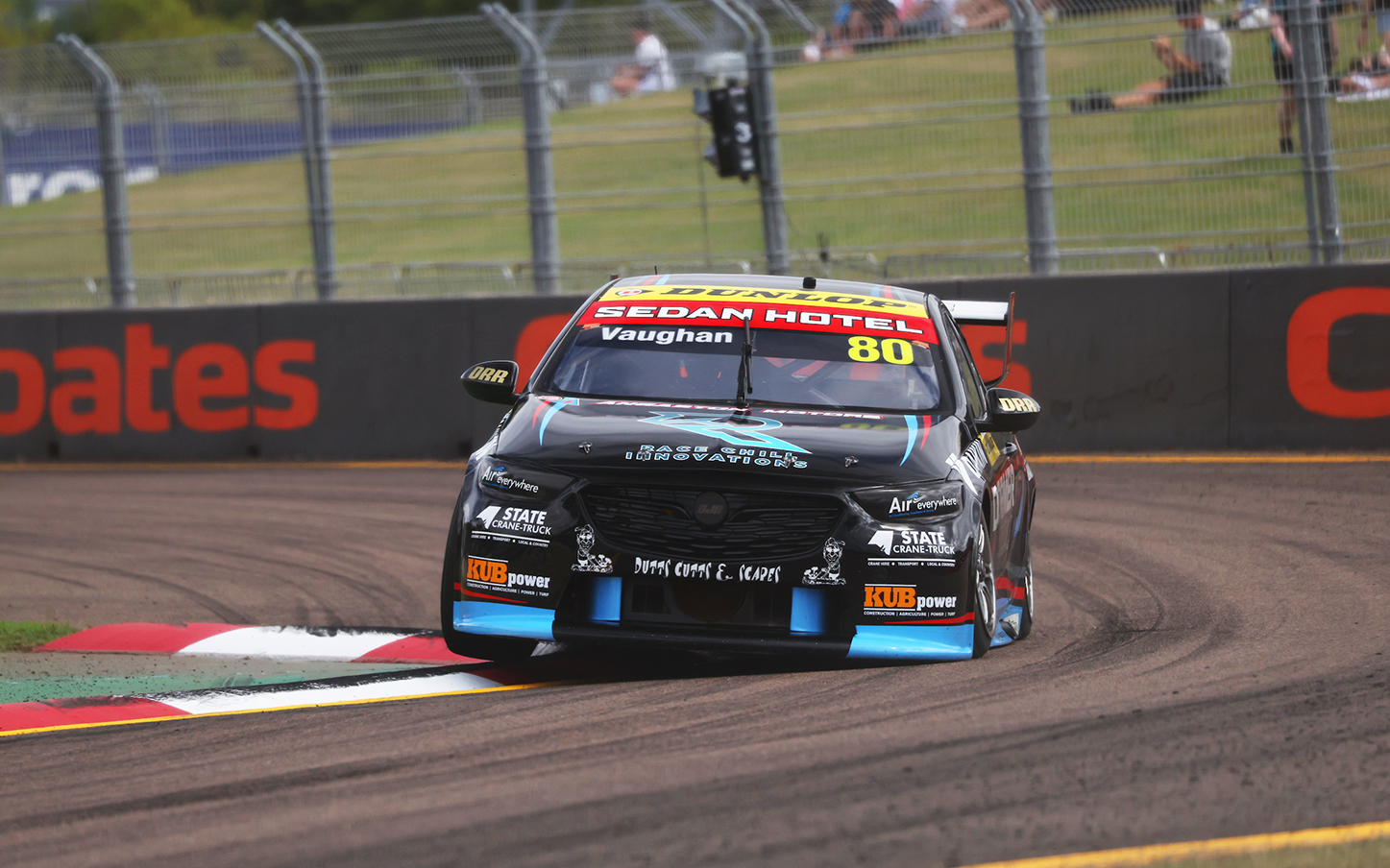 Vaughan loses wheel, goes fastest in final practice | Supercars