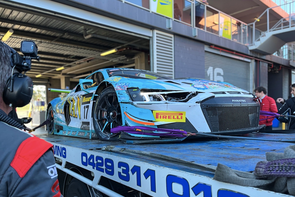 Crashed Audi in doubt for qualifying | Supercars