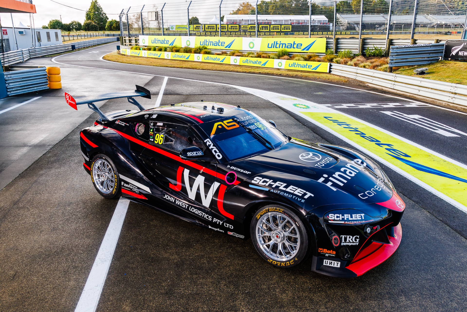 Brad Jones Racing uncovers new Double Header livery | Supercars