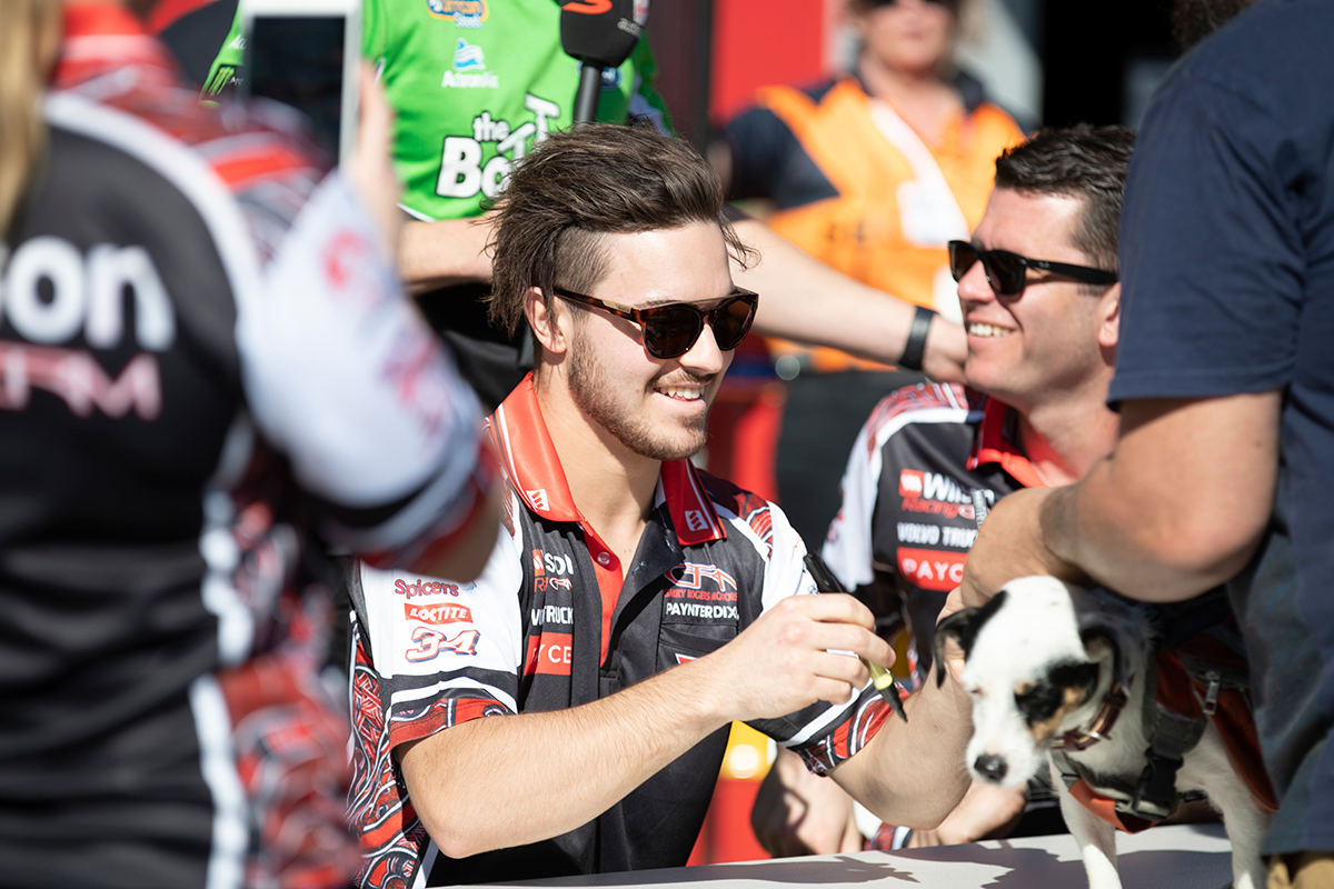 Dean Golding Racing Golding 'really stood up' in Townsville combat | Supercars