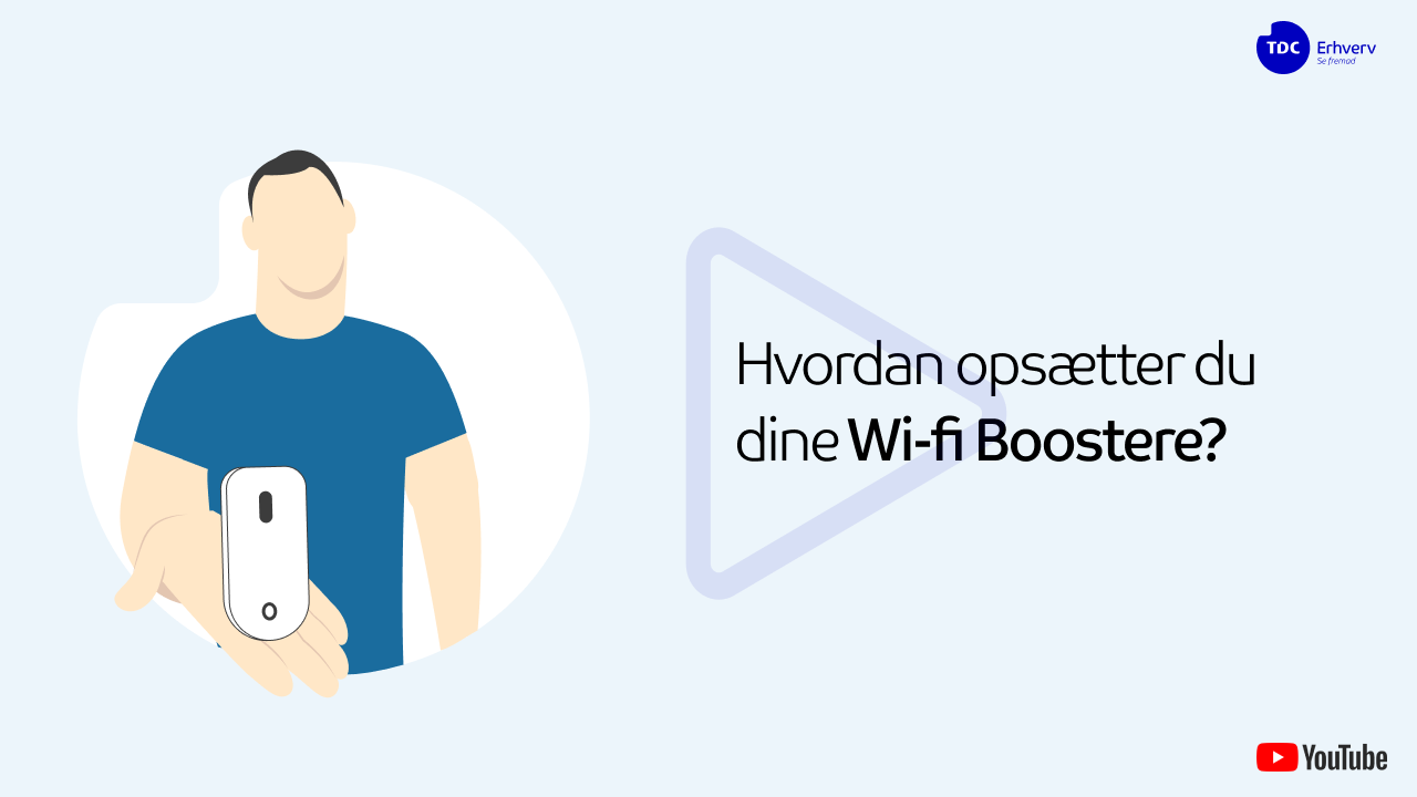 Mand med wi-fi booster i hånden