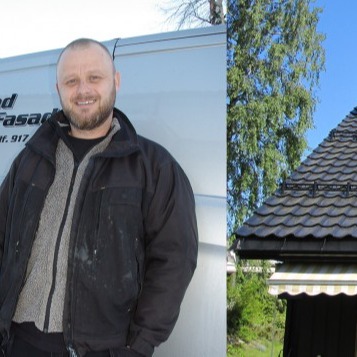 Mann i svart jakke foran hvit varebil ved hus med mørkt tak og grønt tre