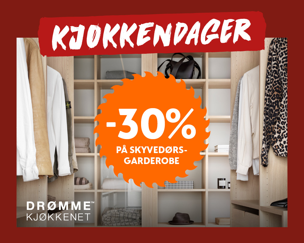 Drømmekjøkkenet Kjøkkendager: 30% rabatt på skyvedørsgarderobe. Lys tregarderobe med klær og tilbehør.