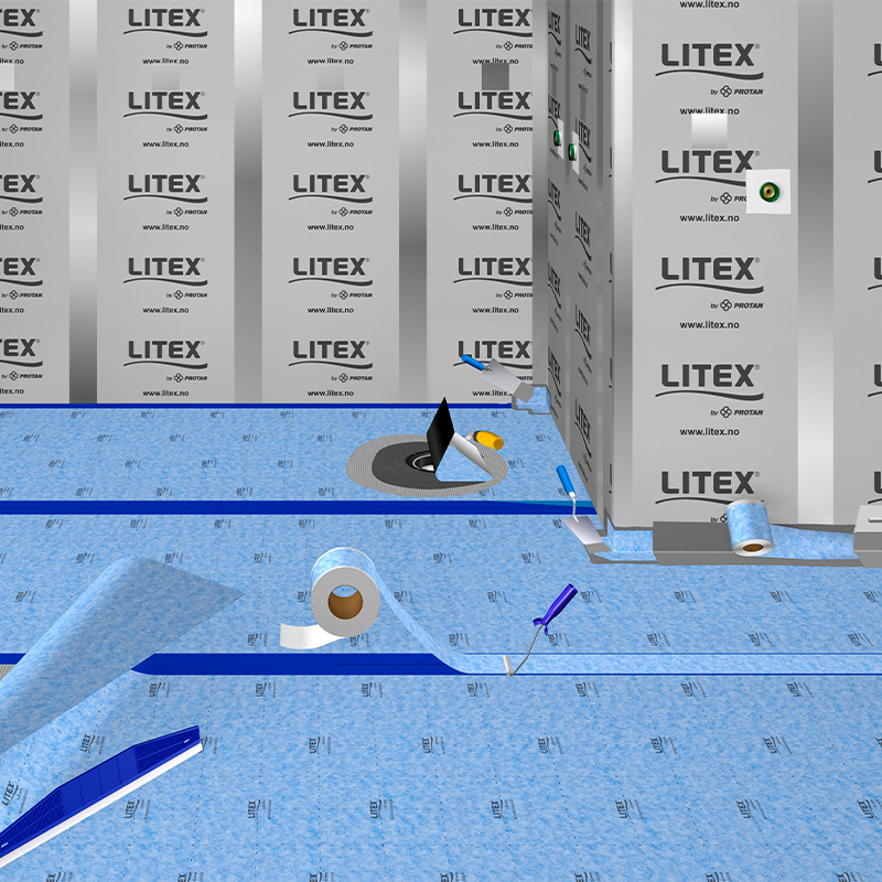 Rom under bygging med grå LITEX-veggplater, blå vanntettingsmembran på gulv, tape, rull og sparkel.