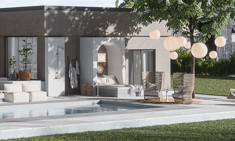 Moderne uterom: grå husfasade, lyst basseng, beige lounge-møbler, lanterner i tre over sittegruppe.