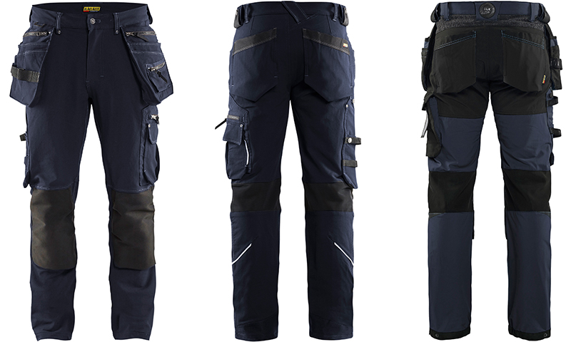 Tre visninger av mørkeblå arbeidsbukser med svarte knær, flere lommer og forsterkninger