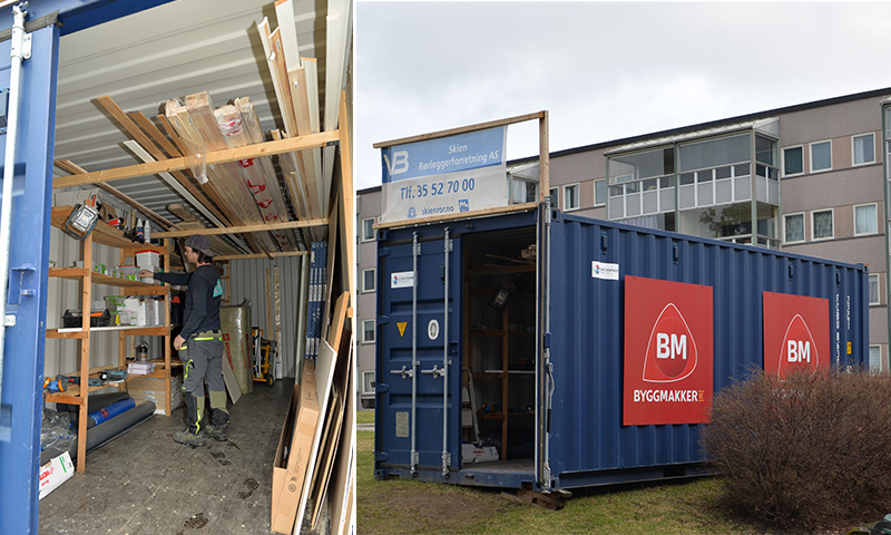 Blå byggecontainer med røde Byggmakker-skilt, rørleggerbutikklogo og mann som henter materialer