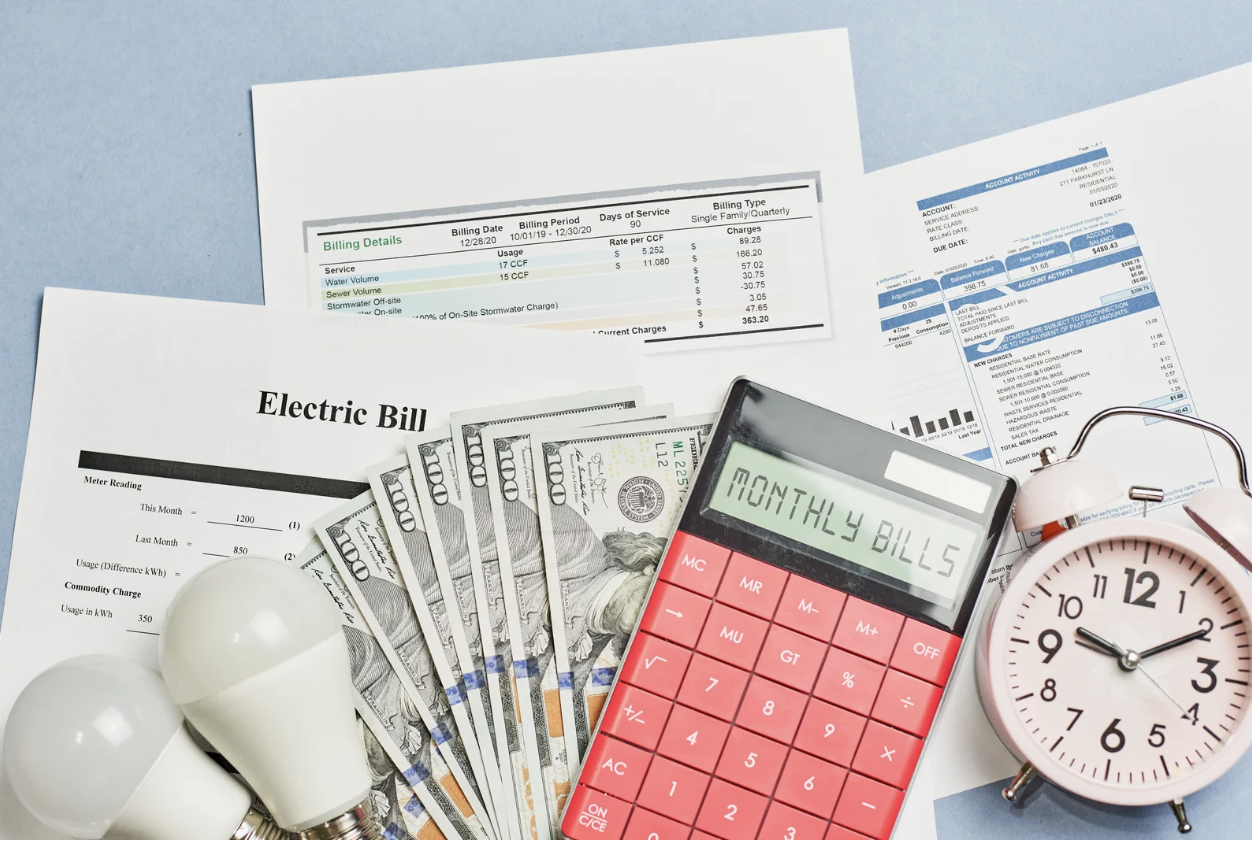 防犯カメラの電気代はいくら？仕組みと節約方法を解説