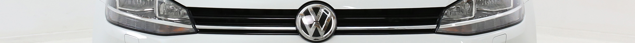 Baner modelu VW - front Volkswagena w ofercie na abonament ze znaczkiem marki 