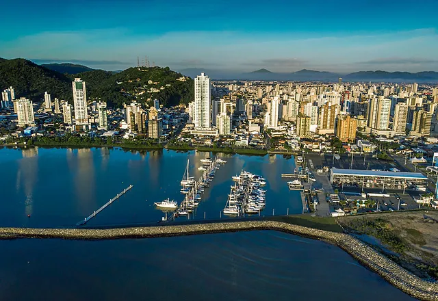 Qualidade de Vida em Itajaí: O Equilíbrio Perfeito entre Modernidade e Natureza