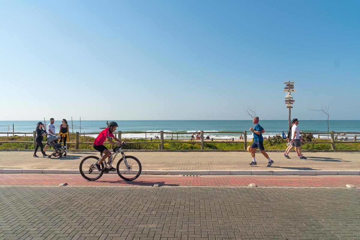 Transporte Alternativo em Itajaí: Carros Elétricos, Bicicletas e Aplicativos de Mobilidade.