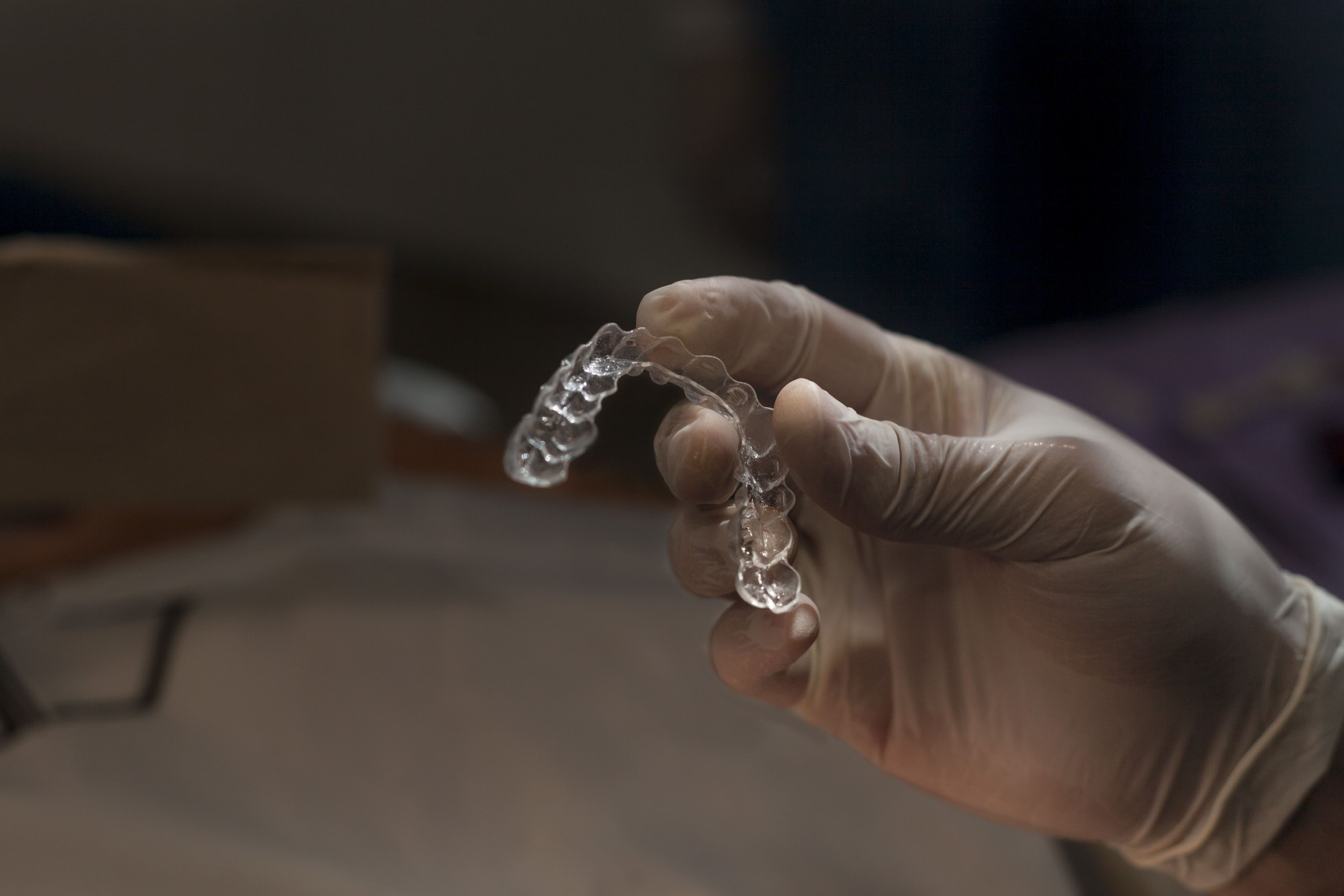 Invisalign vs Spark: ¿cuál es el mejor alineador invisible para ti?