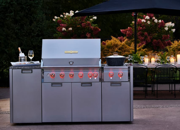 Reviewing Crown Verity Covered Grills 