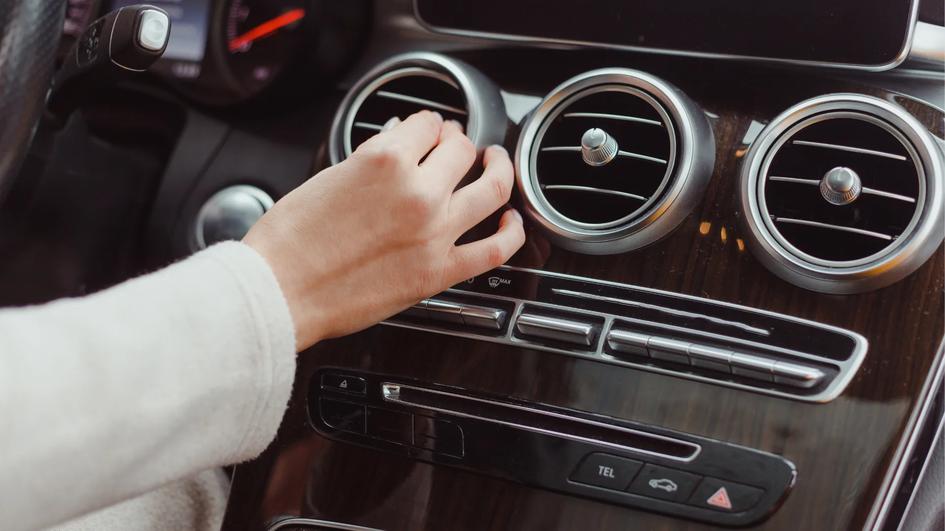 How to Keep Your Cool: A Practical Guide to Handling an Overheating Car
