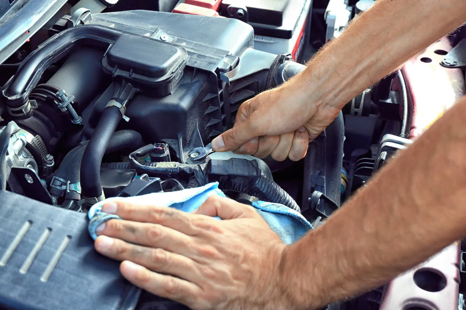 What causes unstable idling?