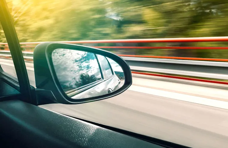 wing-mirror-02-1900px