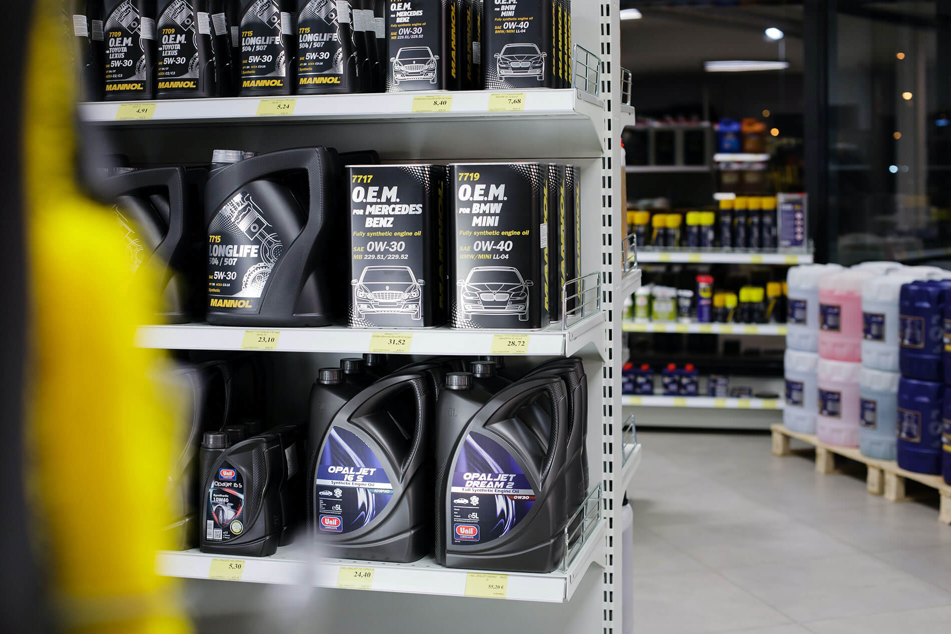 Which engine oil should I use in my car? - Fixter