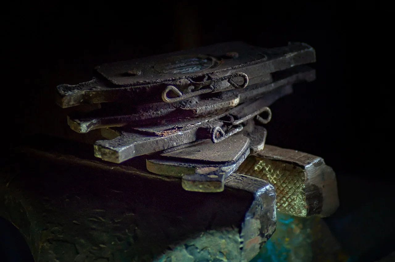 How to Tell if Your Brake Pads Are Worn: A Practical Guide for Every Driver