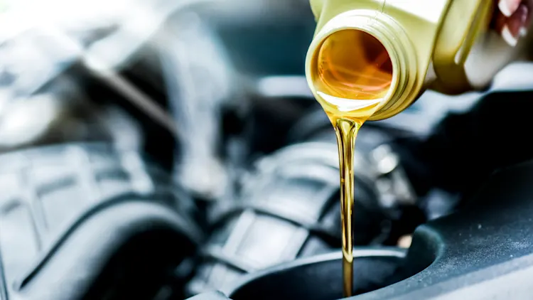Synthetic vs Conventional Oil: What's Best for Your Car?