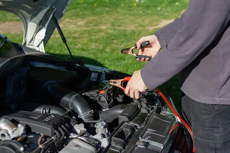 Mastering the Basics: A Practical Guide to Jumpstarting Your Automatic Car