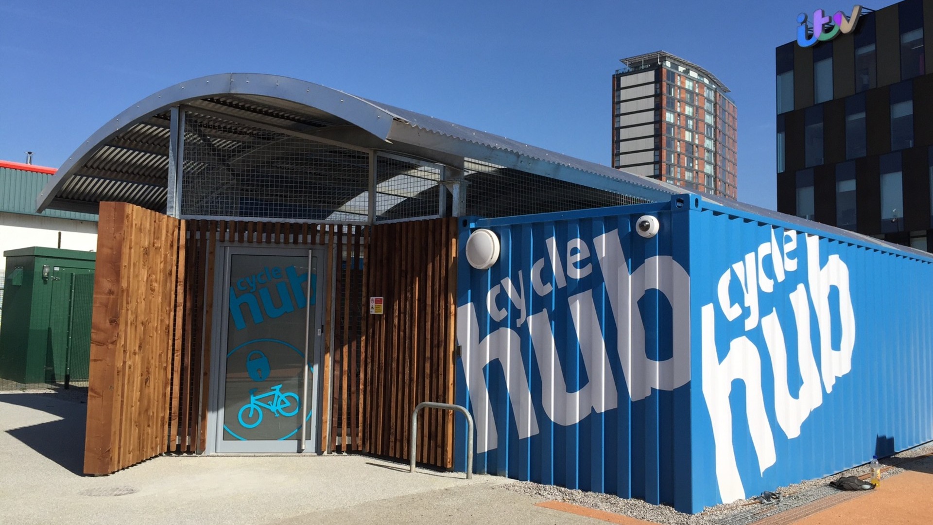 Cycle hub clearance