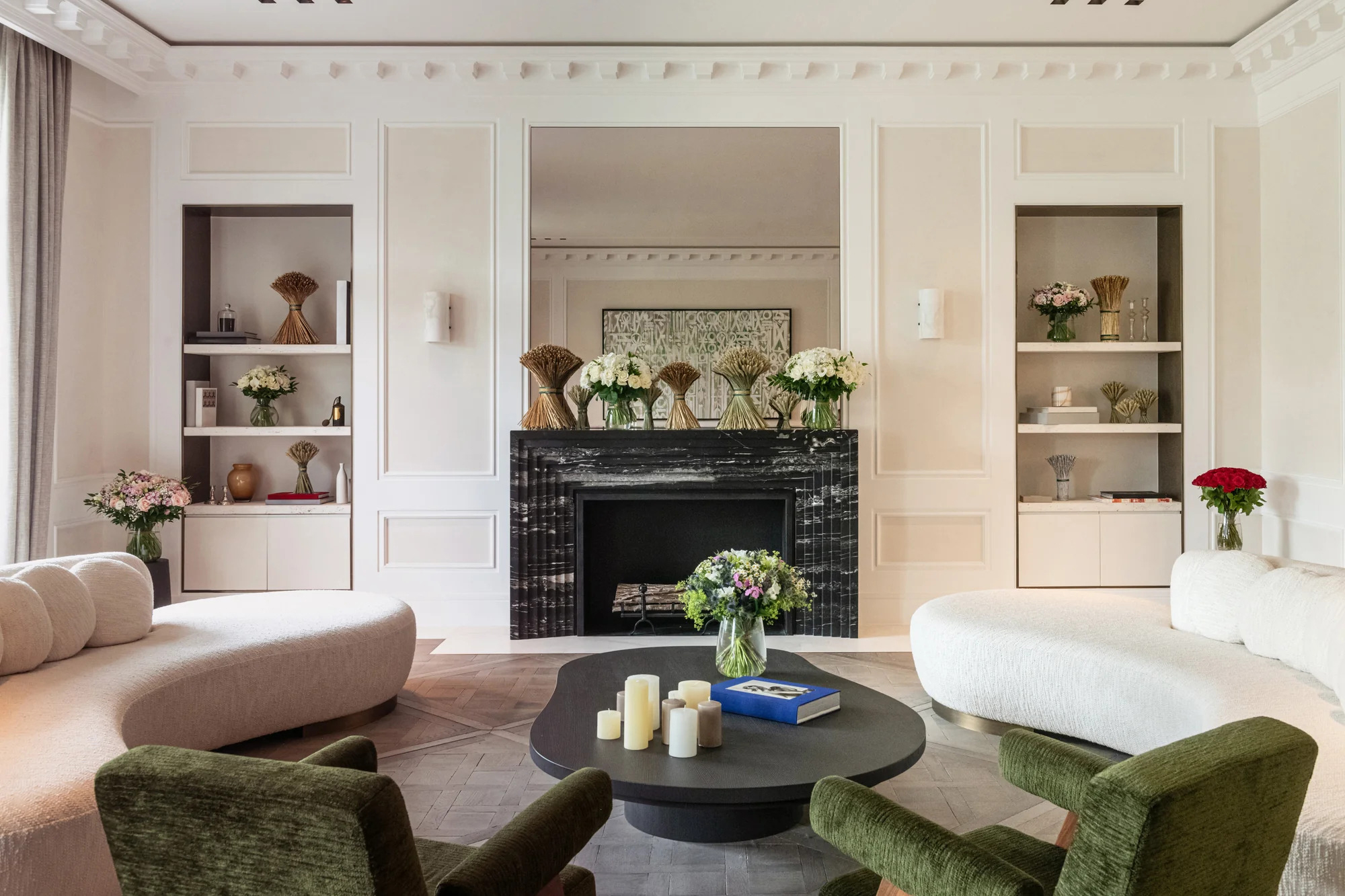 Multilingual & Multi-Currency Support