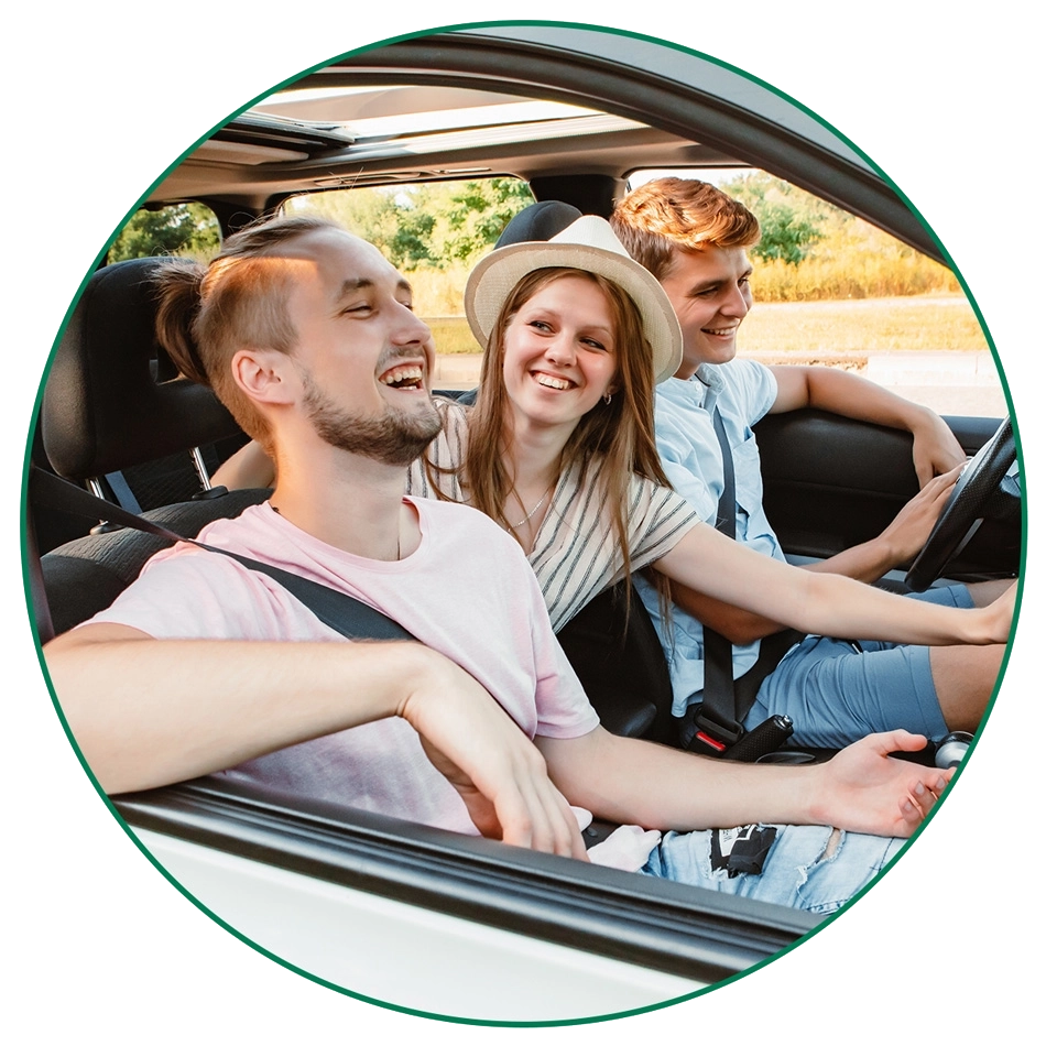 teens-in-car-LG Teens in a car