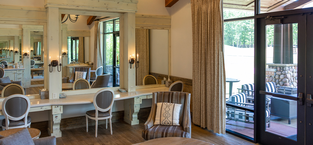 carousel-wedding-venue-salon-sw-2-1200x556 Salon room with mirrors and getting ready area along with an outdoor patio.