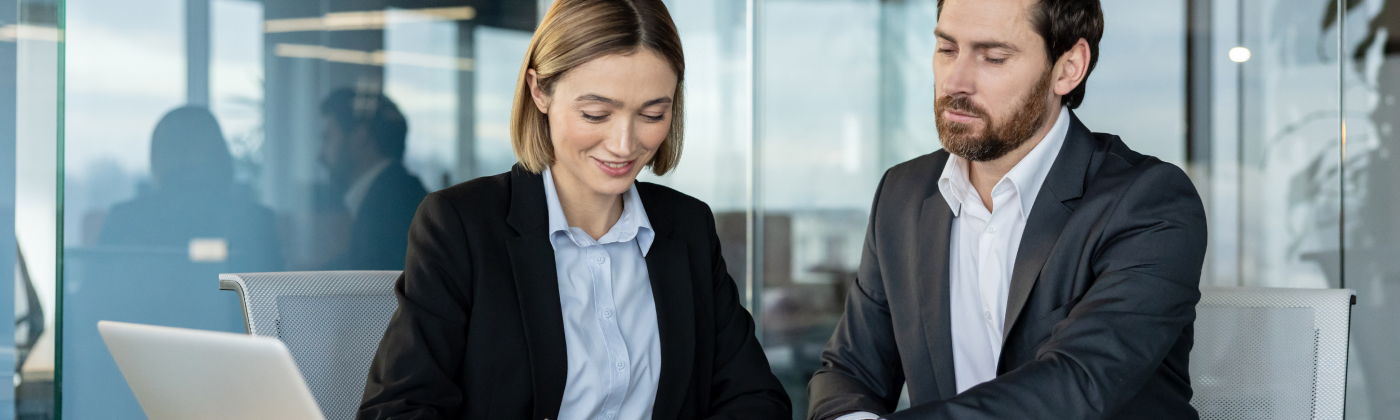 hero-general-liability-vs-workers-comp-1400x420