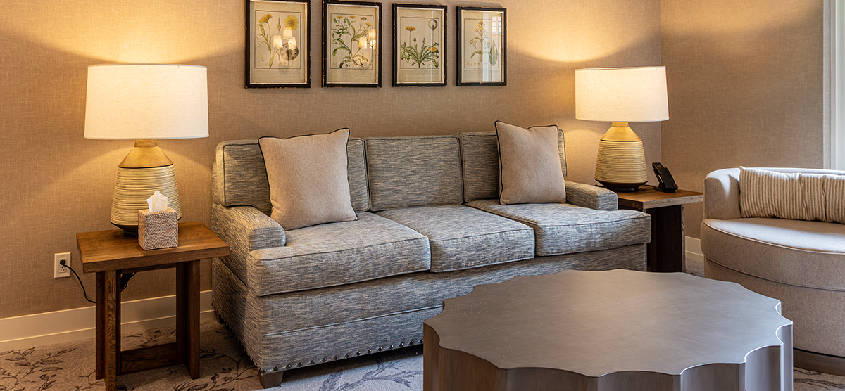 carousel-wedding-venue-salon-inn-4-1200x556 The Inn salon comfortable seating.