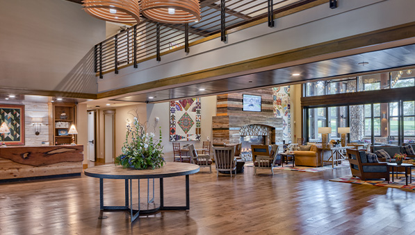 The Inn at SentryWorld lobby and living room area. 