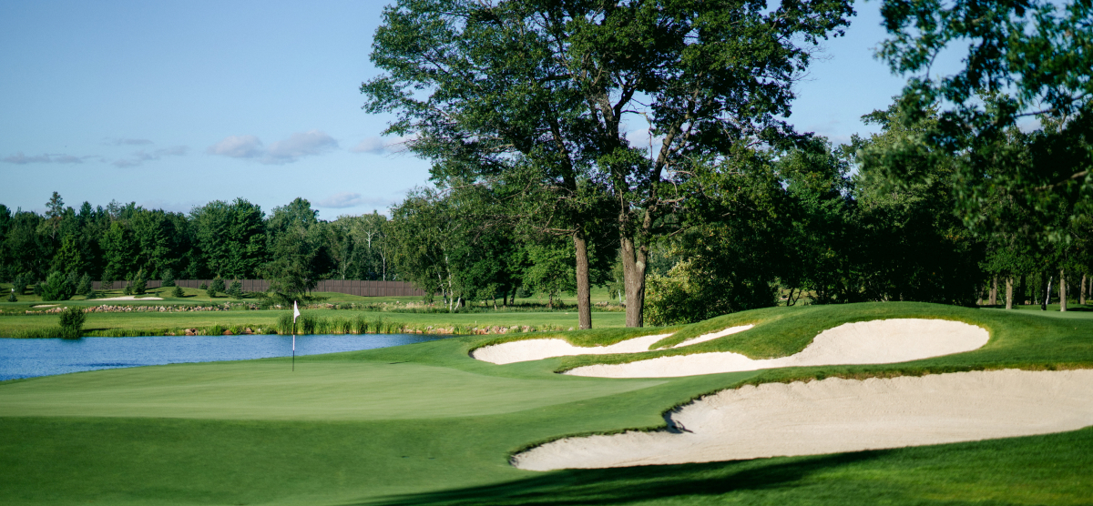carousel-course-renovation-1-1200x556-04 Hole 5 green at SentryWorld.