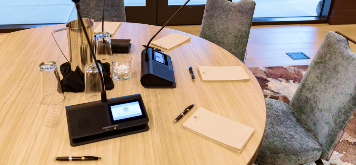 carousel-meeting-services-av-1200x556-01 Audio visual equipment at SentryWorld.