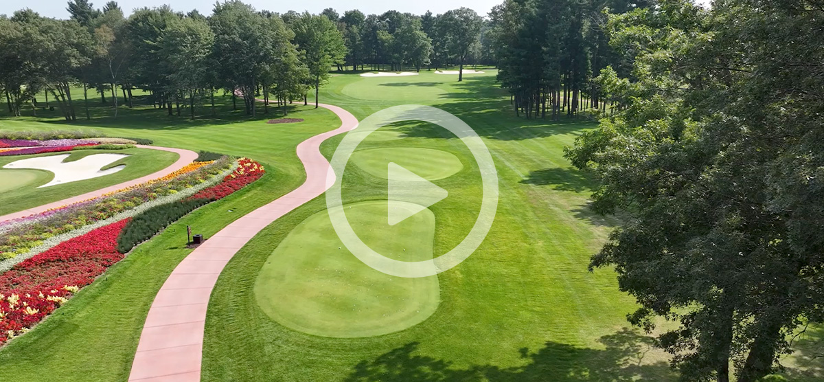 A view of hole 17 at SentryWorld.