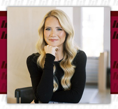 Elizabeth Smart's headshot