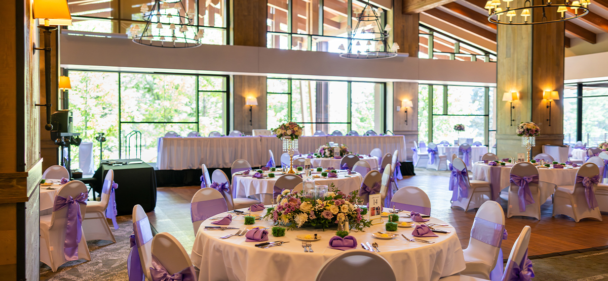 carousel-wedding-venue-grand-hall-1-1200x556 Round tables set up for a wedding in the grand hall.