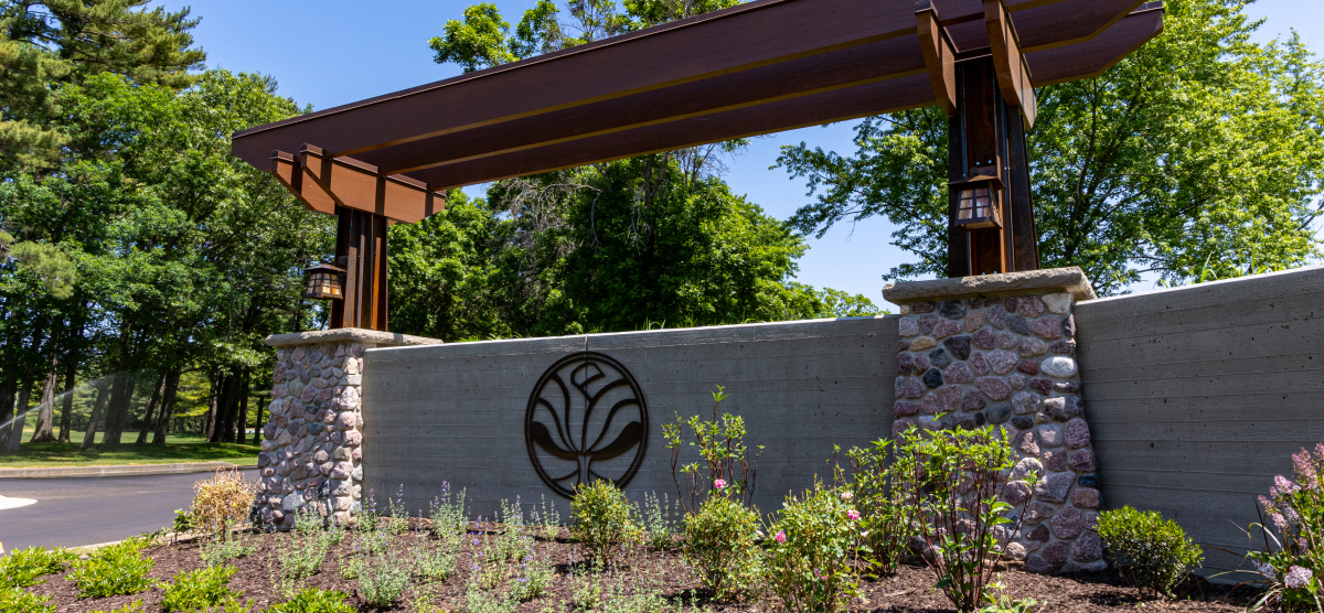 carousel-meeting-services-property-1200x556-05 Front driveway entrance at SentryWorld.