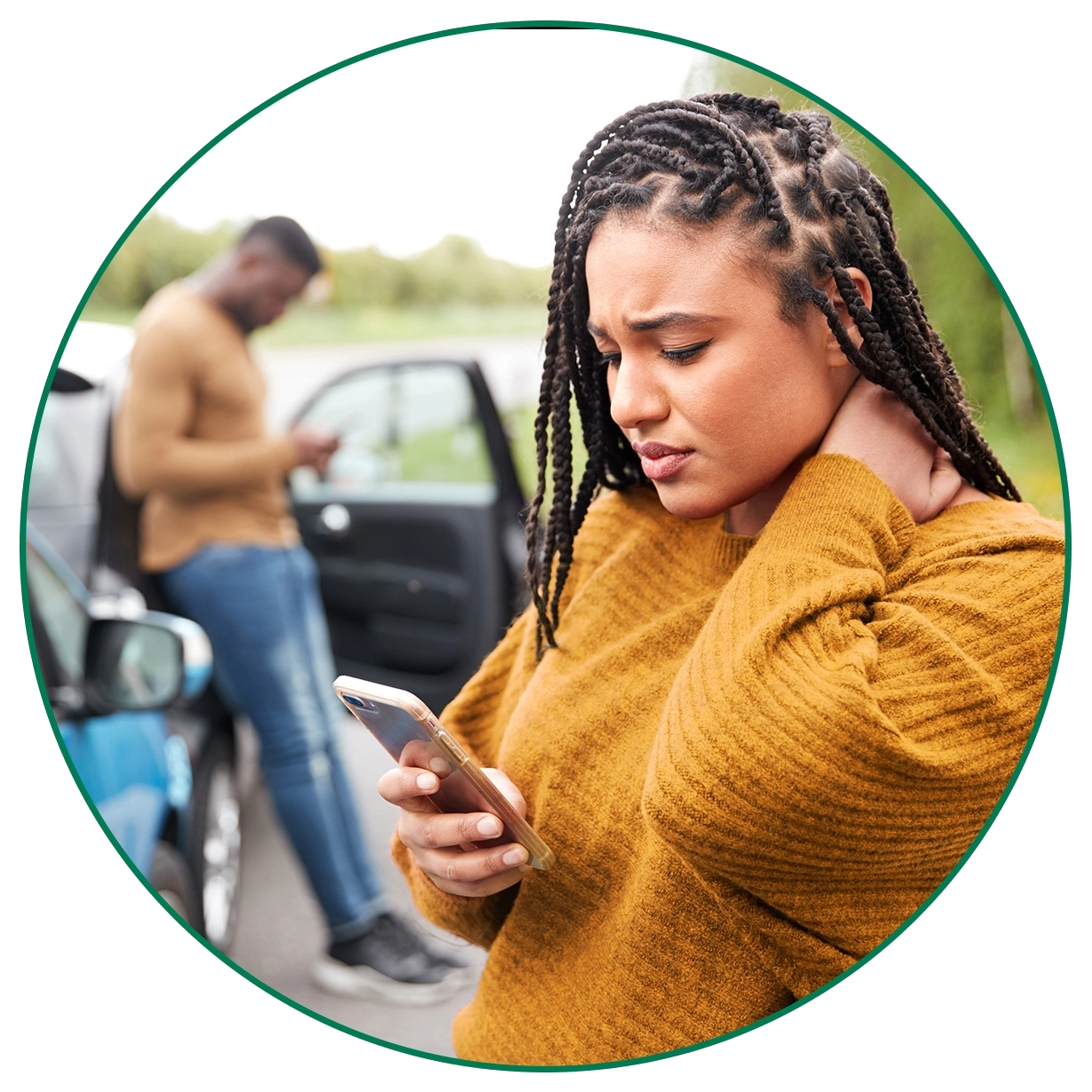 girl-yellow-sweater-LG girl yellow sweater with phone next to fender bender