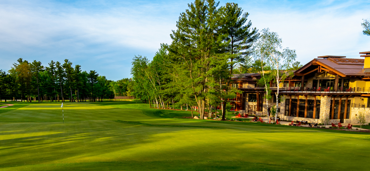 Hole 18 overlooking the back of The Inn. 