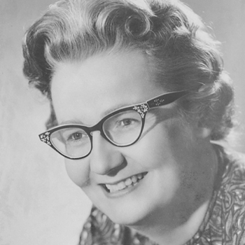 Ruth Salzmann headshot