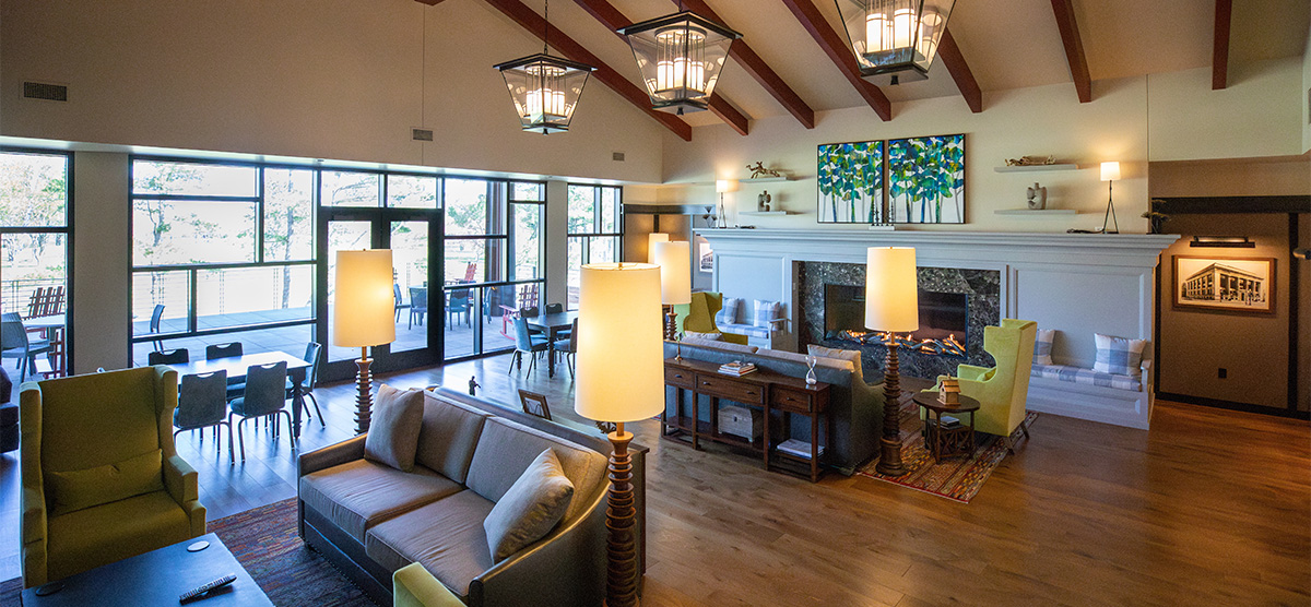 Seating and fireplace in the Executive Lounge in The Inn at SentryWorld